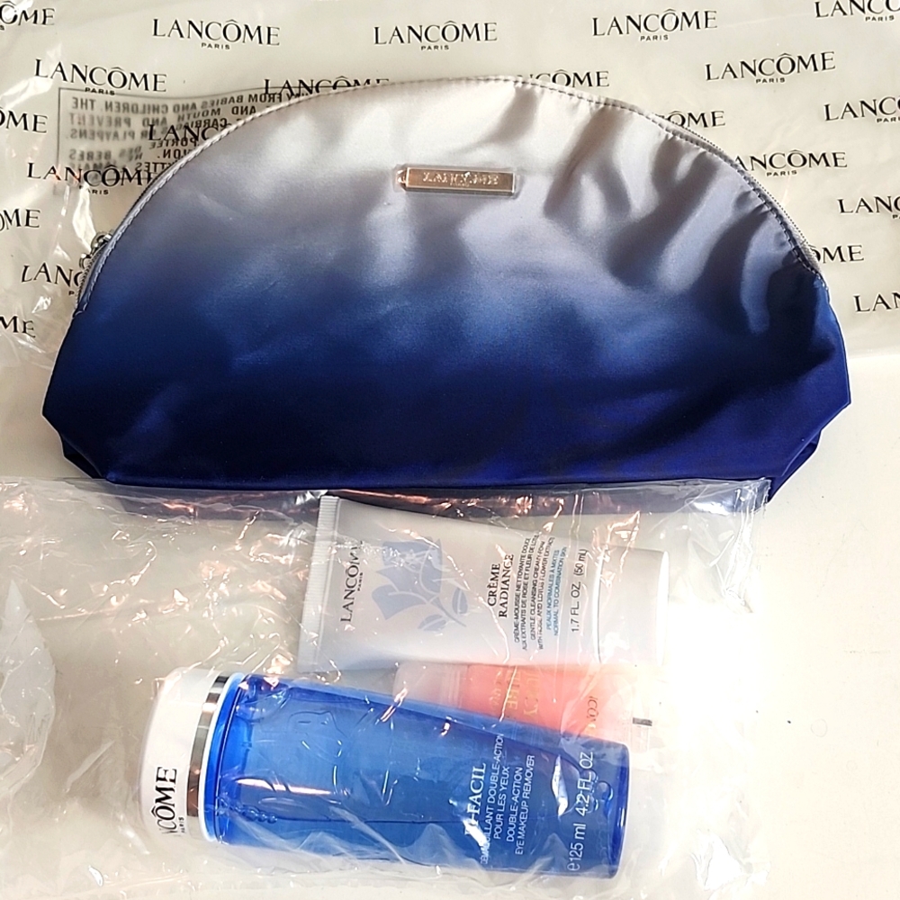 NWT Lancome Cosmetic bag with Makeup Remover, Clener, and Juicy Tubes Lip Gloss